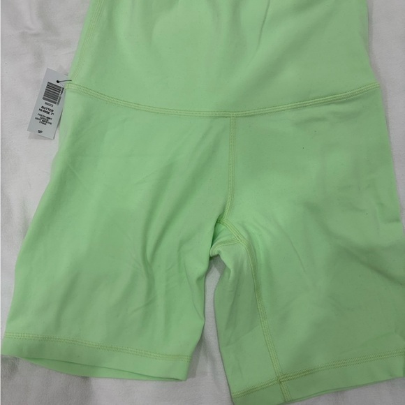 Butter Pants - TNA Butter 7” Shorts Fresh Mint Green